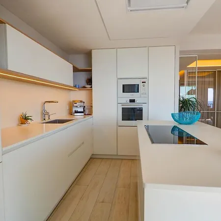 Ribera Sunrise Penthouse By Hello *